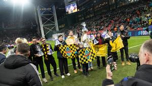 Von Kasachstan nach Kopenhagen – Fan-Treue wird belohnt