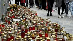 Kerzen am Tatort in Villach