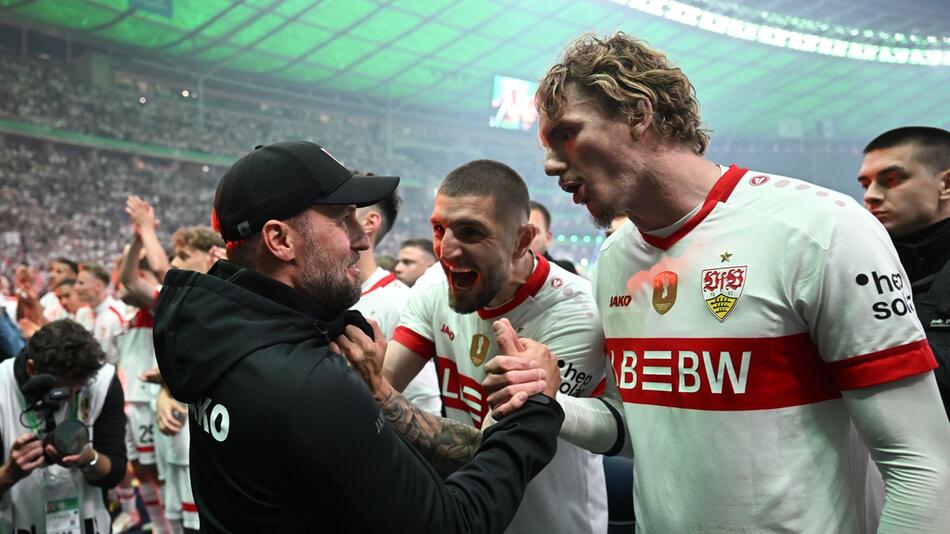 Sebastian Hoeneß(l) , Jeff Chabot und Nick Woltemade (r)