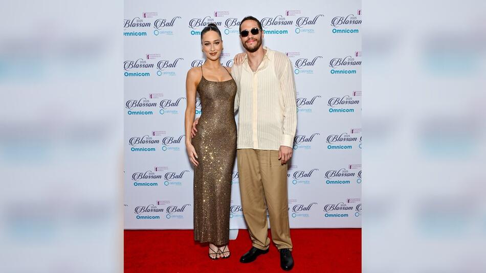 Pete Davidson und Elsie Hewitt bei ihrem Auftritt in New York.