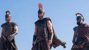 Matt Damon (M.) als Odysseus in "Die Odyssee".