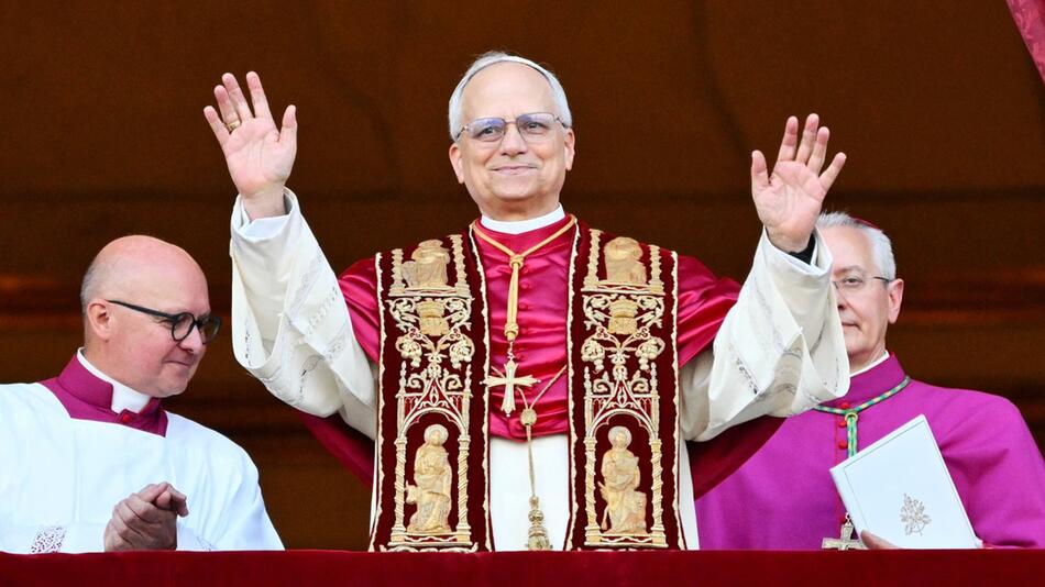 Der neu gewählte Papst Robert Prevost.