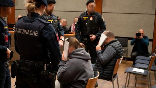 Die Eltern des verhungerten Buben zeigten sich vor Gericht geständig