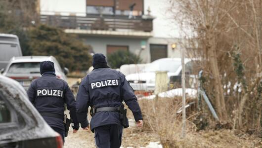 Ermittlungsarbeit nach tödlichem Schusswechsel nahe Graz