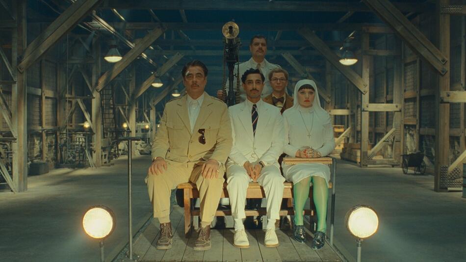 Typisch Wes Anderson: Auch bei "Der Phönizische Meisterstreich" bleibt der Regisseur seinem Stil ...