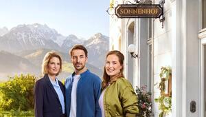 Rike Schmid, Max Alberti und Pina Kühr (v.l.) sind die neuen Gesichter von "Die Landarztpraxis ...