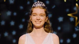 Summer H. Howell spielt in "Carrie" die Titelrolle.