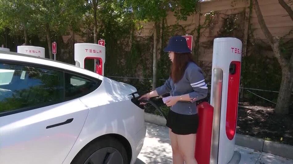 Absatzrückgang und Trumps Verkehrswende bescheren Tesla Umsatzeinbruch