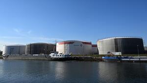 Öltanks am Rhein-Herne-Kanal