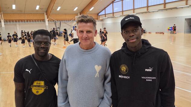 Schröder stellt Konzept für Handball-Camps vor