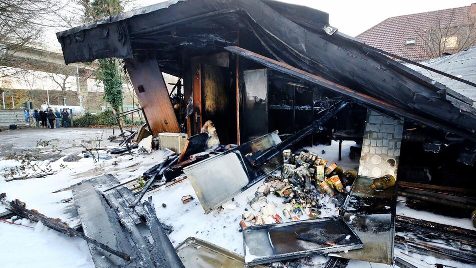 Feuer zerstört Essensausgabe der Duisburger Tafel