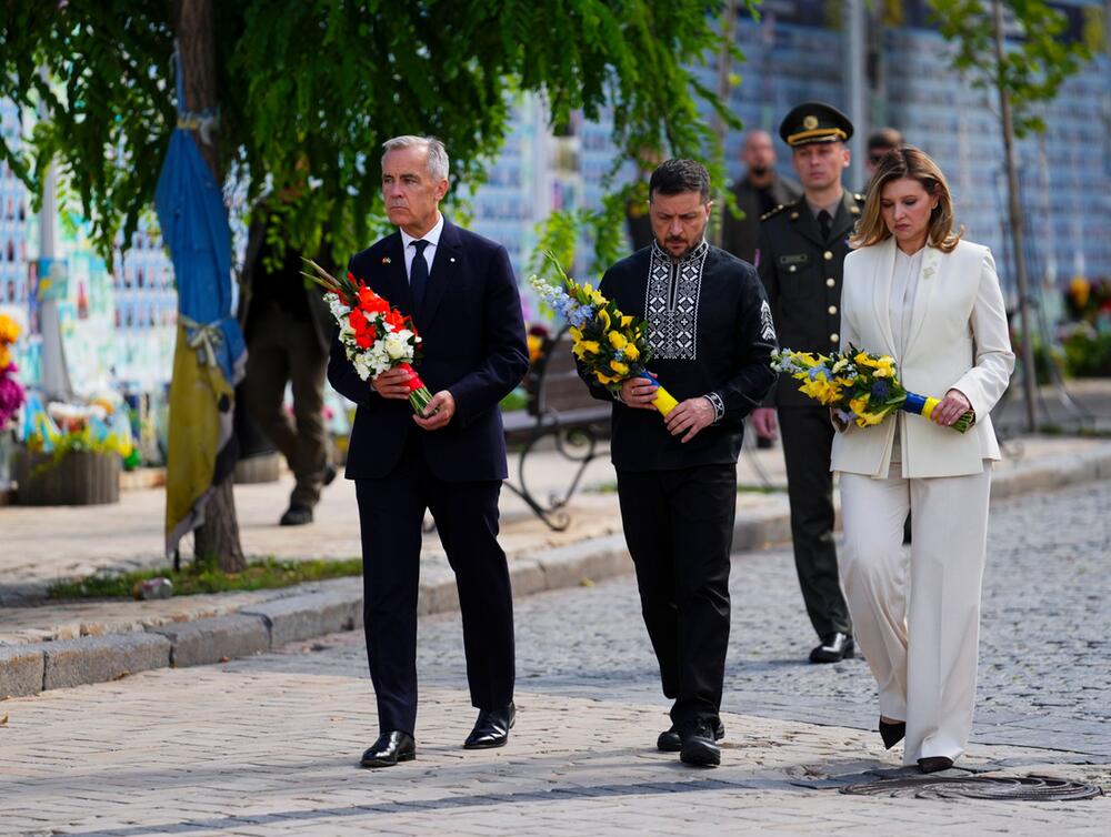 Kanadas Premierminister Carney besucht Ukraine