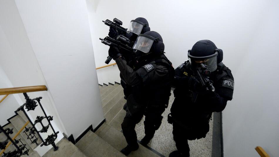 Auch die WEGA und das Eko Cobra (Bild) waren im Einsatz