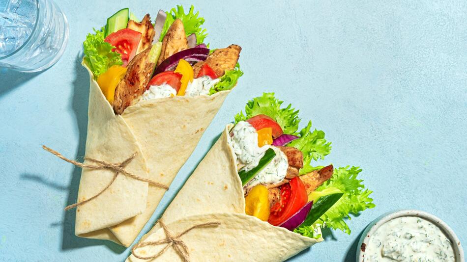 Wer wenig Zeit mitbringt und sich dennoch ausgewogen ernähren möchte, liegt mit diesem Wrap ...