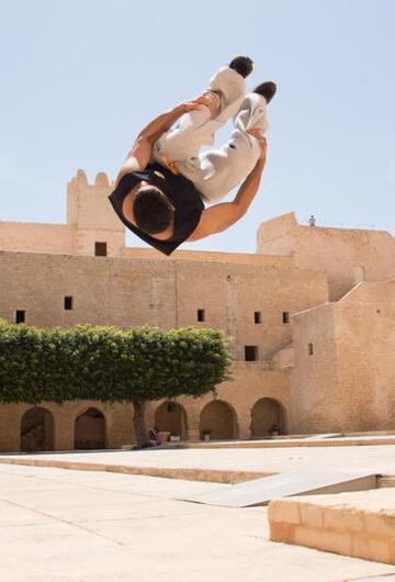 Parkour in der Festung von Monastir