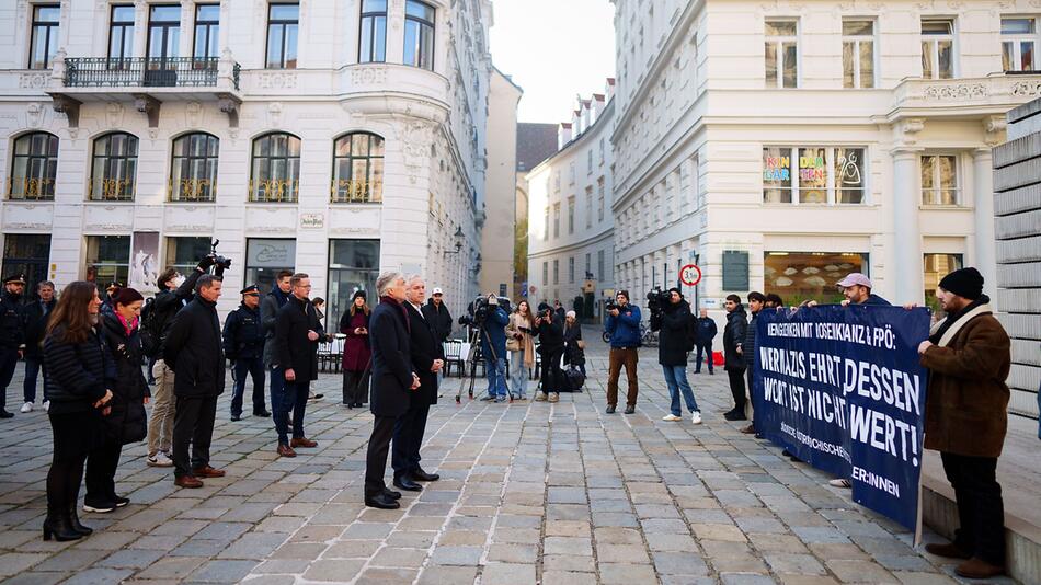 Rosenkranz konnte nicht zum Denkmal am Judenplatz