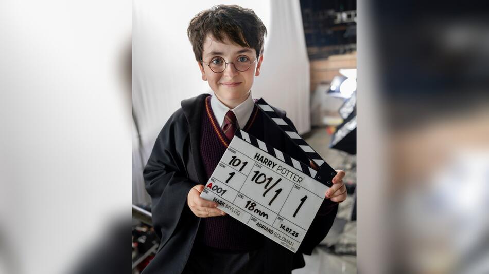 Dominic McLaughlin in seiner "Harry Potter"-Schuluniform.