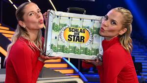 Die "Schlag den Star"-Gewinnerinnen freuen sich über ihren Geldkoffer: Valentina und Cheyenne Pahde.