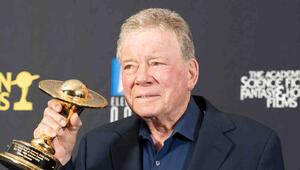 William Shatner macht auf mehrere Fake News im Internet aufmerksam.