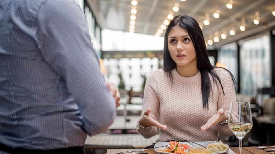 Frau beim Essen