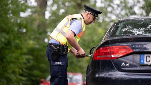 Polizist, Autofahrer