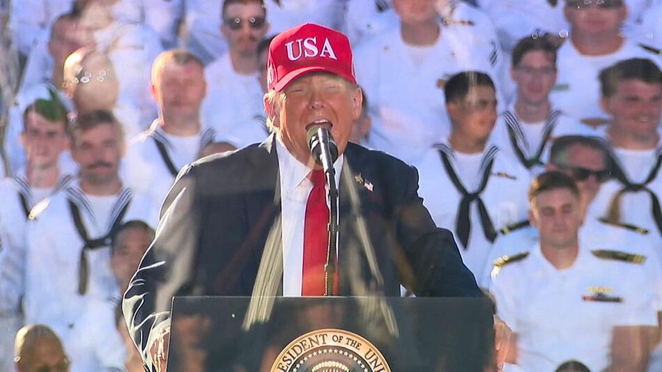 250 Jahre US-Navy: Trump erklärt Ende der „politischen Korrektheit“