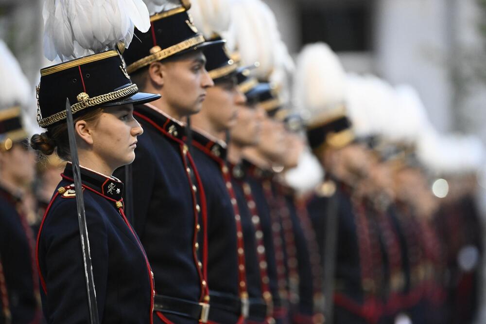 Kronprinzessin Belgiens legt Offizierseid ab