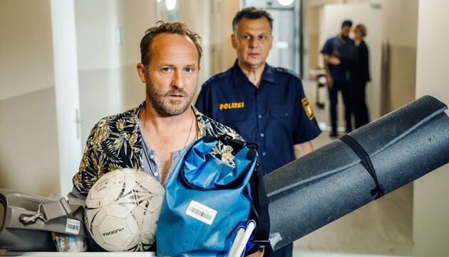"Servus Eddie - Spätes Glück": Eddie (Maximilian Brückner, l.) und Carlo (Gerhard Wittmann) auf ...