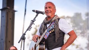 Kevin Costner stand am vergangenen Wochenende selbst auf der Bühne.