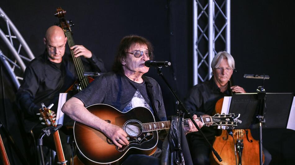 Dieter Birr geht mit einem Streicherquintett auf Tour