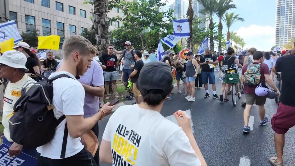 Für Freiheit der Hamas-Geiseln: Großdemonstration in Israel