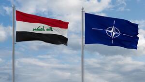 Flaggen Irak und Nato