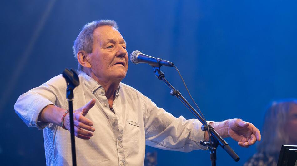 Austropo-Ikone Wofgang Ambros bei Konzert im Juli 2024