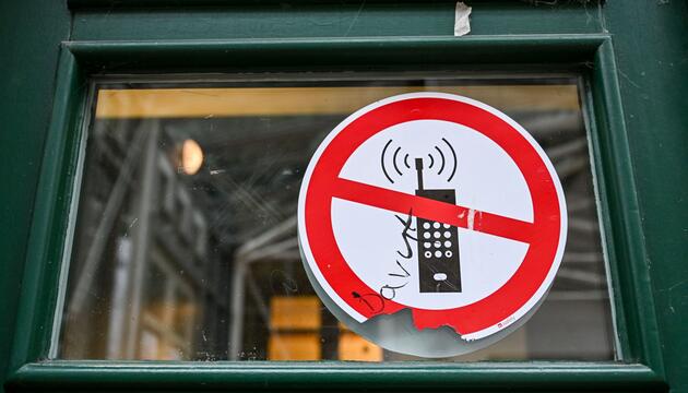 Handyverbot an weiterführenden Schulen in Sachsen