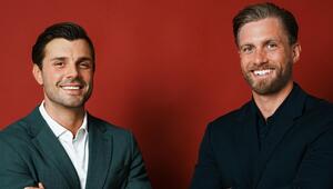 Tim Reitz (l.) und Sebastian Paul gehen als die neuen "Bachelors" an den Start.