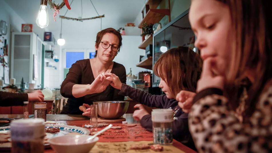 Plätzchen backen mit Kindern