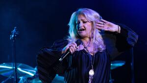 Bonnie Tyler wird 75 - Sorge um die Queen der Rockballaden