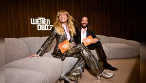 Bill (l.) und Tom Kaulitz auf dem weltberühmten "Wetten, dass..?"-Sofa.