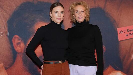 Paula Riemann und Mutter Katja sind durch den Familienzuwachs noch enger zusammengerückt.