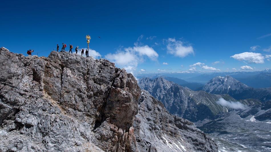 Zweites Gipfelkreuz für die Zugspitze