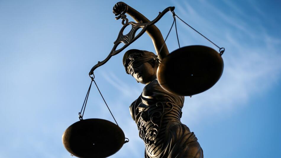 Statue der Justitia