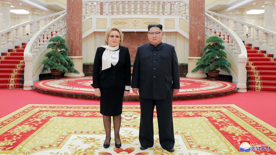 Kim Jong Un trifft Vorsitzende des russischen Oberhauses