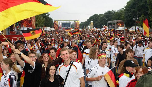 Fanmeile in Berlin bei der WM 2006