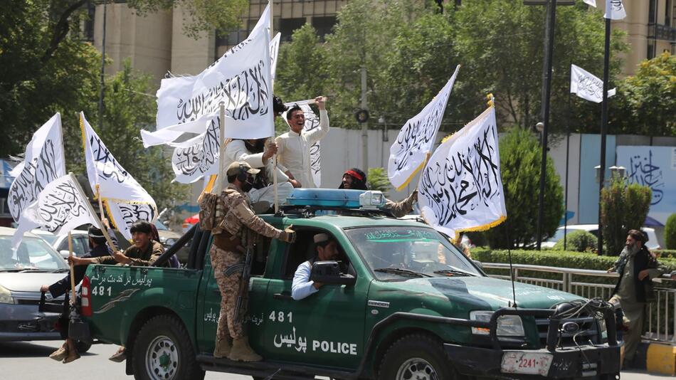 Taliban-Mitglieder in Kabul