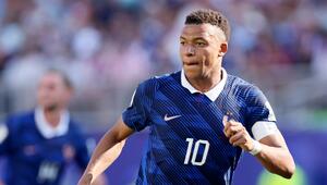Kylian Mbappé ist französischer Nationalspieler.