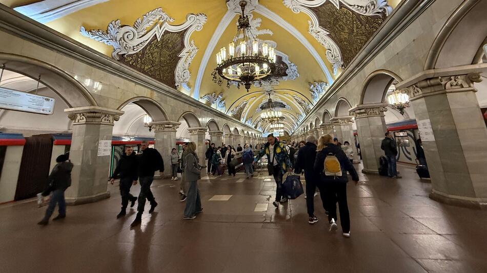 Moskauer Metro wird 90 Jahre alt