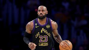 LeBron James will seine Karriere in der NBA fortsetzen.