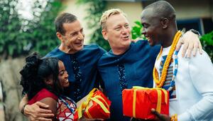 Kai Pflaume (2.v.l.) und Jens "Knossi" Knossalla (3.v.l.) mit Teilnehmern ihrer neuen Sendung ...