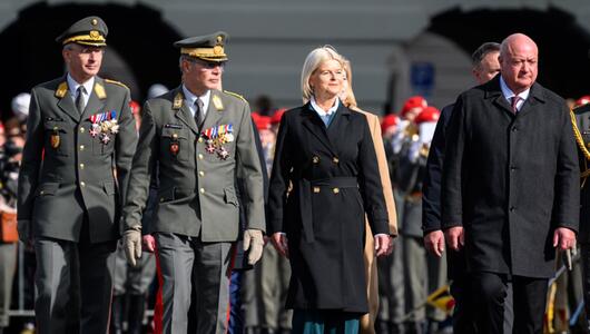 Stocker will Volk zum Heer befragen