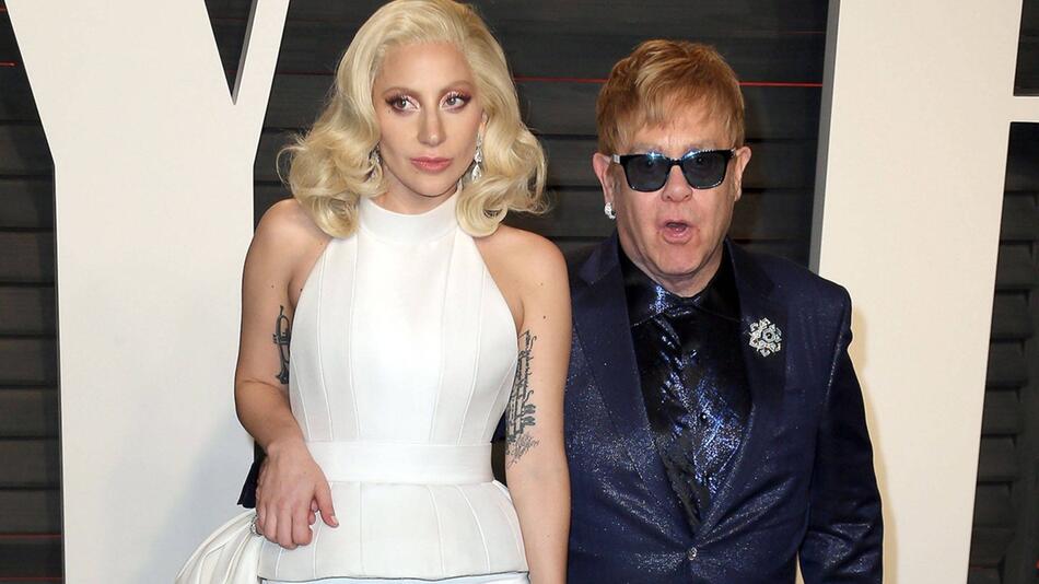 Stehen Lady Gaga und Elton John gemeinsam bei der Hochzeit des Jahres auf der Bühne?